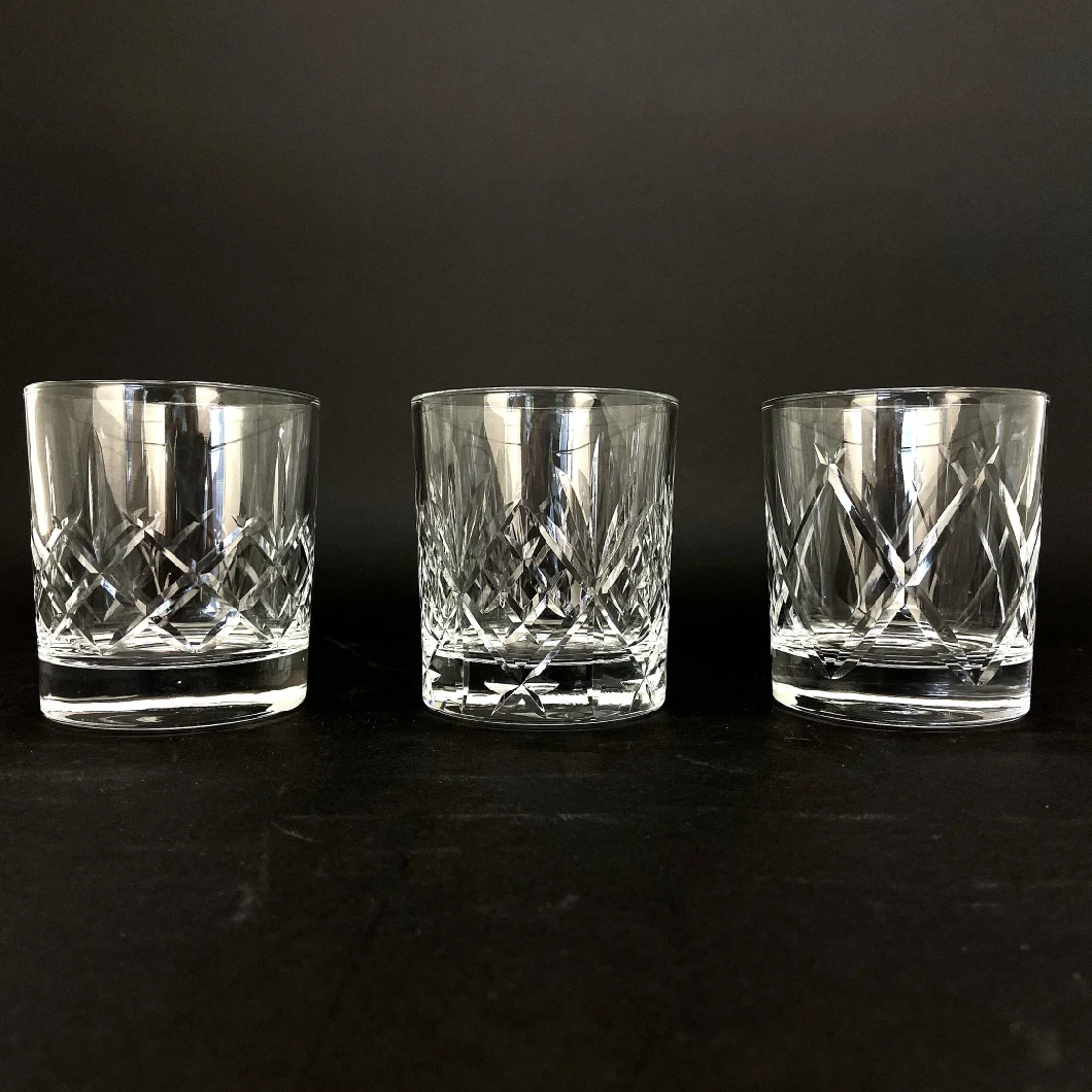 High Quality Old Fashioned Carved Patterns Crystal Decorative Glassware Hand Cut Whisky Glass