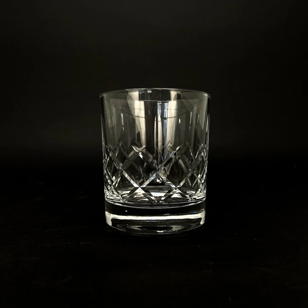 High Quality Old Fashioned Carved Patterns Crystal Decorative Glassware Hand Cut Whisky Glass